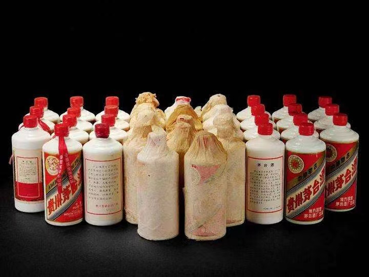 洪洞日照岚山回收酒价格哪里回收(附近上门回收茅台酒）?